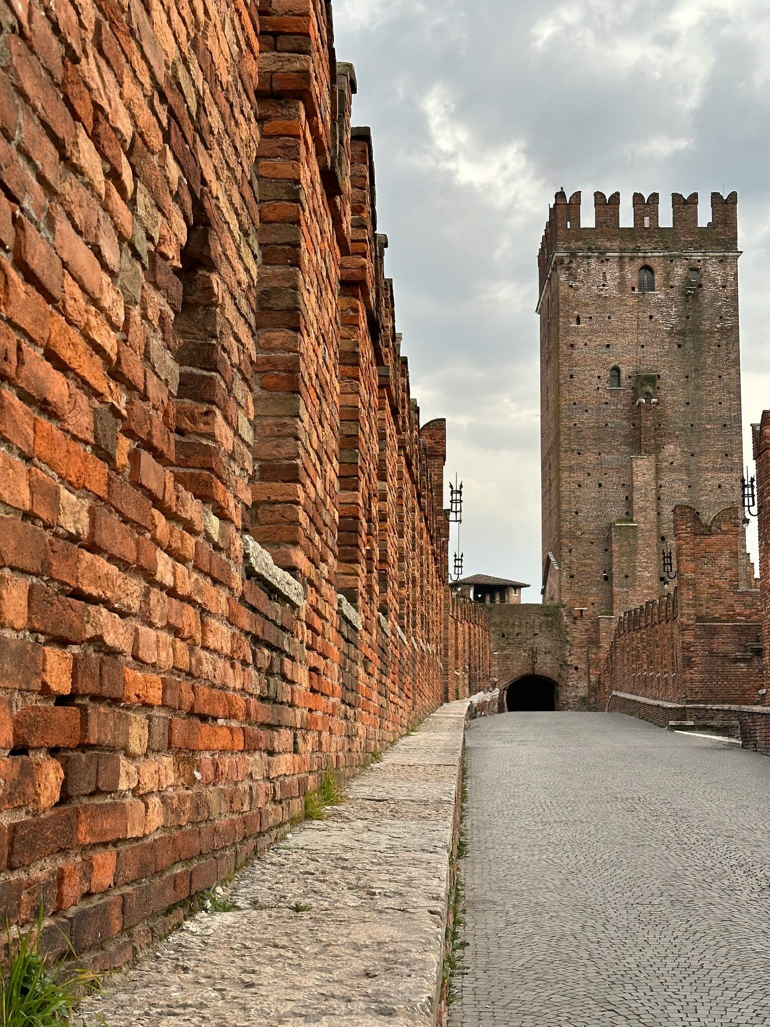 Castelvecchio, a 1 km da Marcello Sleep & Spa, nel centro storico di Verona
